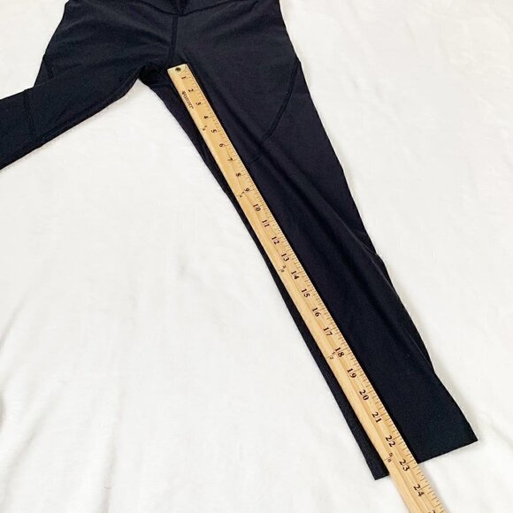 Under‎ Armour black calf length yoga pilates running workout leggings pants - Picture 4 of 7